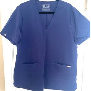 Figs casma three pocket scrub top XXL